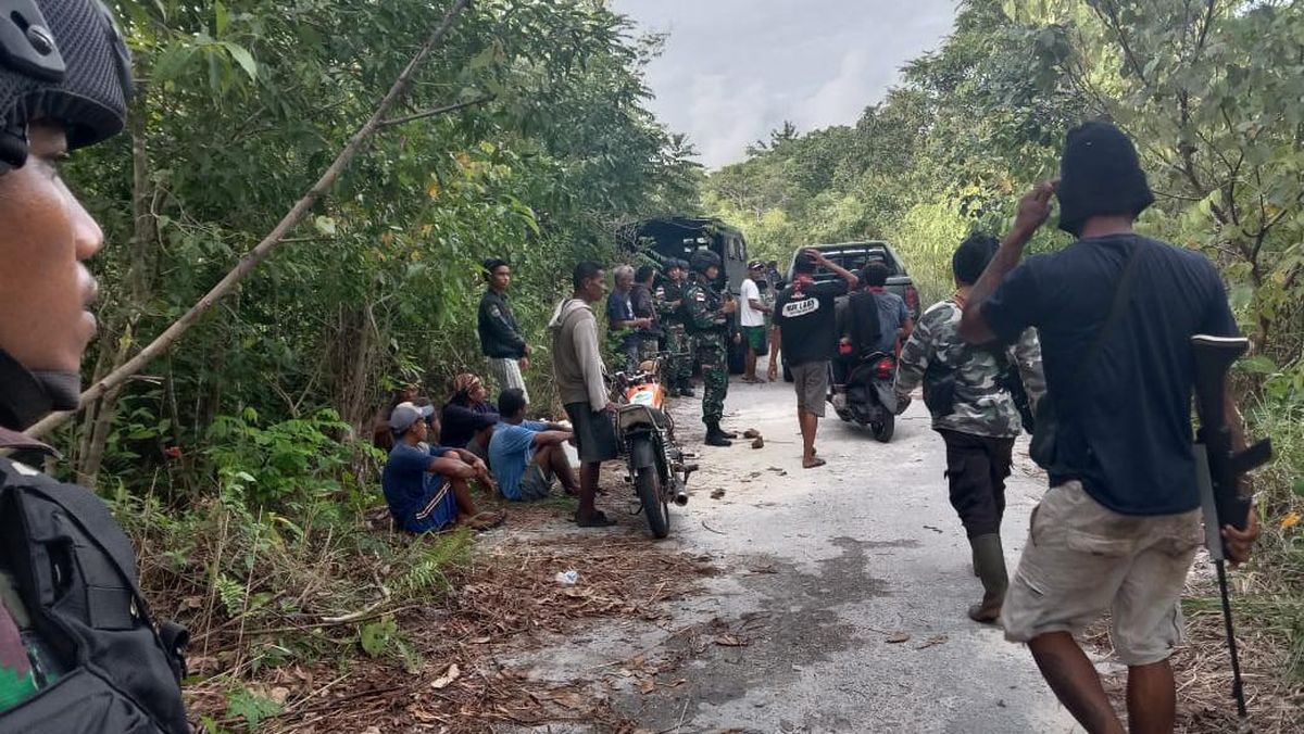 Konflik Antar Polisi di Tuai Maluku Menggunakan Senjata Api